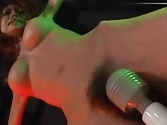 Petite Aasian teen sidottu ja leikitteli