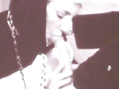 Lento nunna s kielen ympärille pappi s munapää